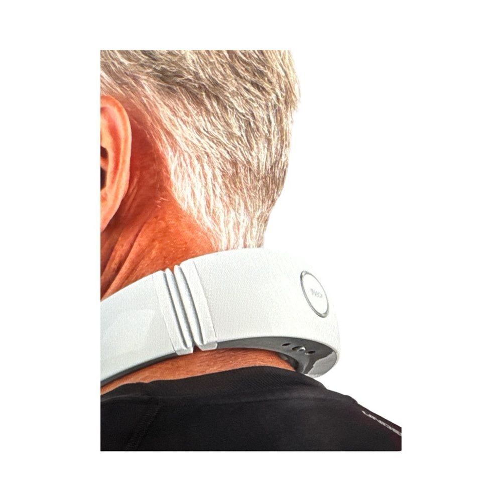 Sharper Image 3-in-1 Heat Neck Therapy With Remote  with Remote - Picture 5 of 6